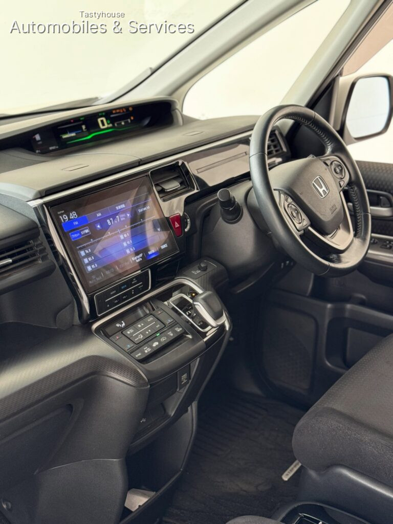 2019 HONDA STEP WGN SPADA