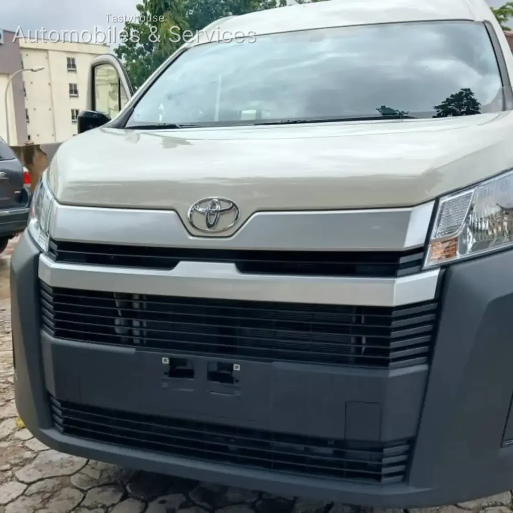 2025 Toyota HiAce Bus