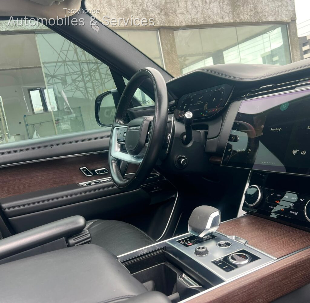 2023 Range Rover