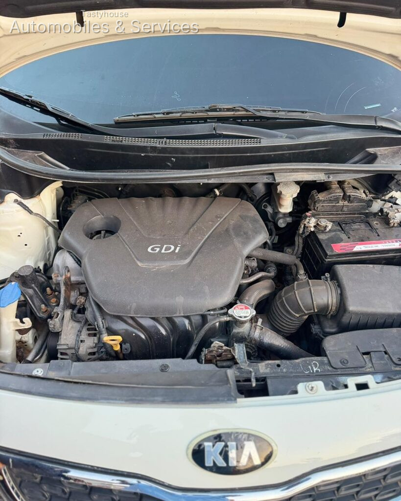 KIA RI 2012 MODEL