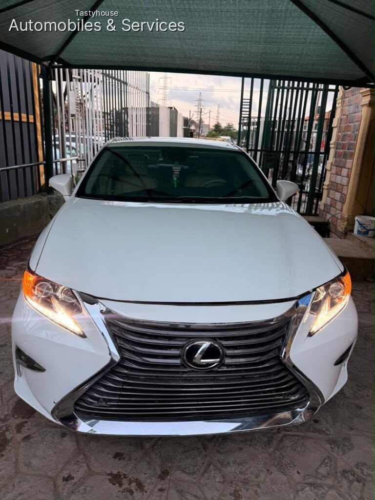 2014 Lexus ES350V