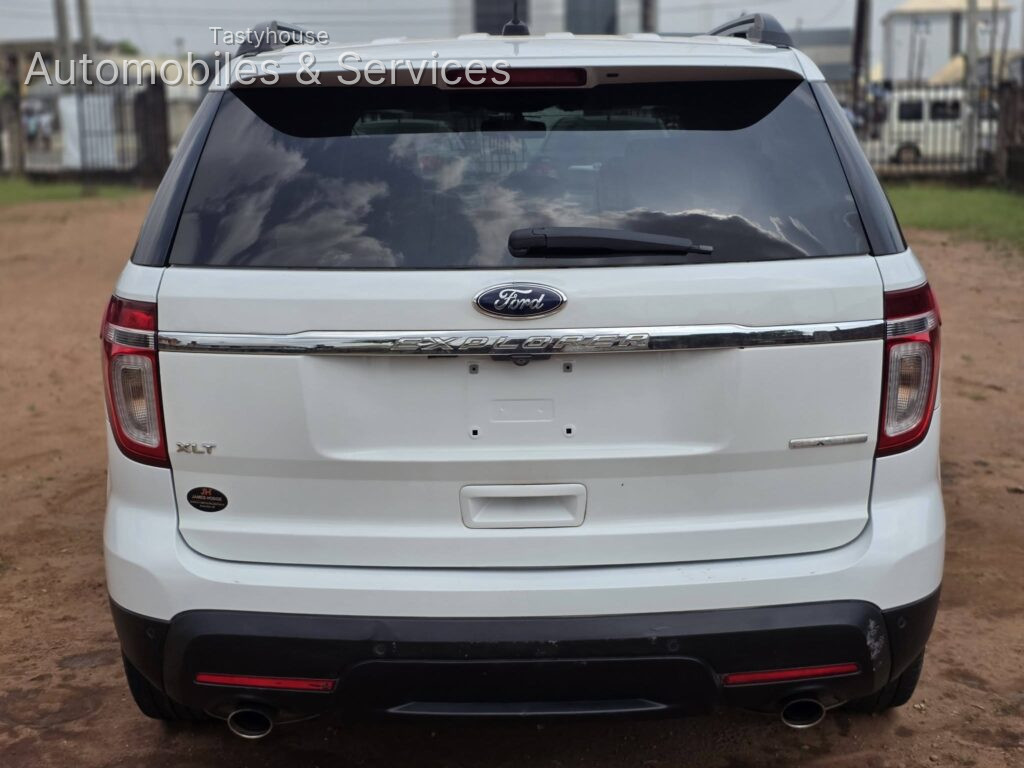 2015 Ford Explorer