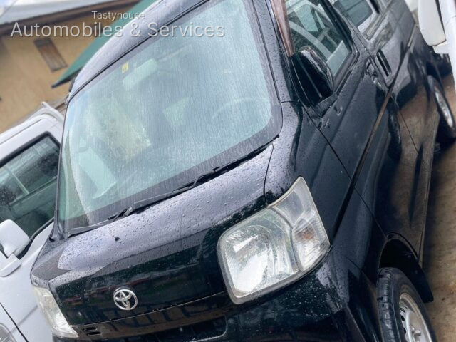 2010 TOYOTA PIXEL VAN!