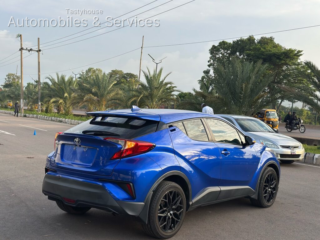 TOYOTA CHR 2017 MODEL