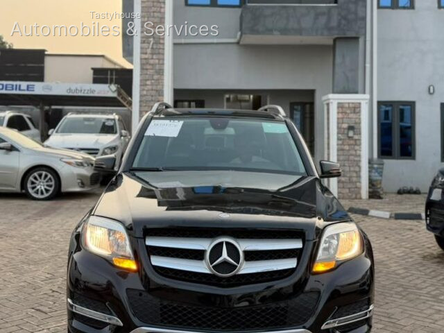 MERCEDES BENZ GLK350 2014