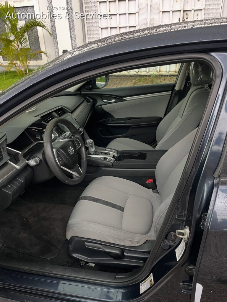 Honda civic 2017 model