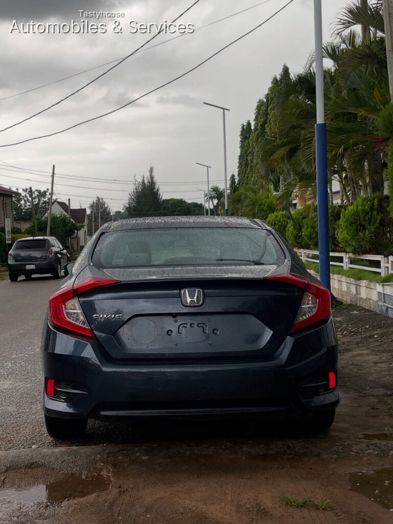 Honda civic 2017 model