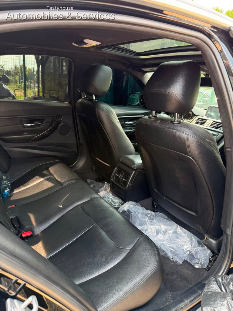 2015 MODEL BMW 328i