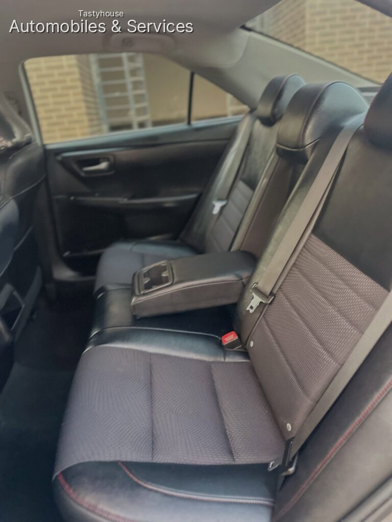 ToyotaCamry se 2016 model