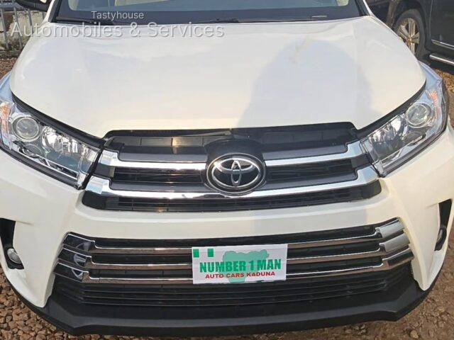 Toyota highlander 2016 model