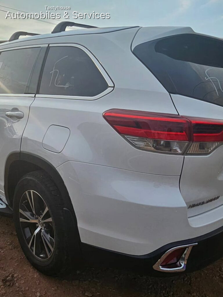 Toyota highlander 2016 model