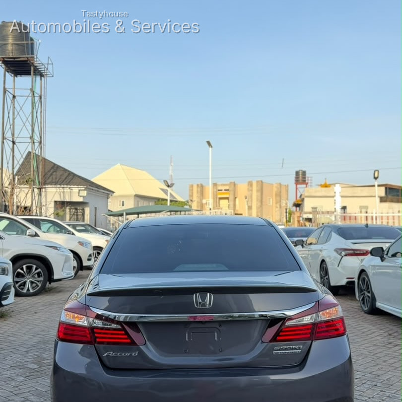 HONDA ACCORD SPORT 2017