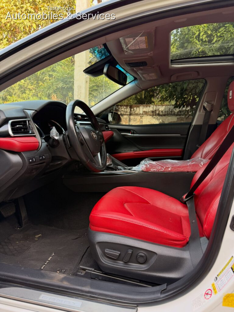 Toyota Camry 2019 model