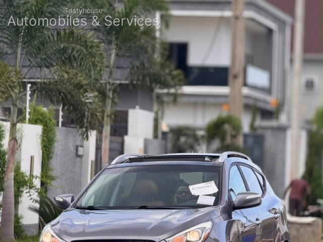 HYUNDAI TUCSON2014 MODEL