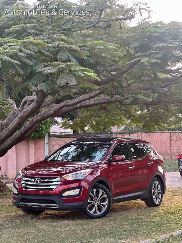 DHYUNDAI SANTAFE SPORT 2014 MODEL