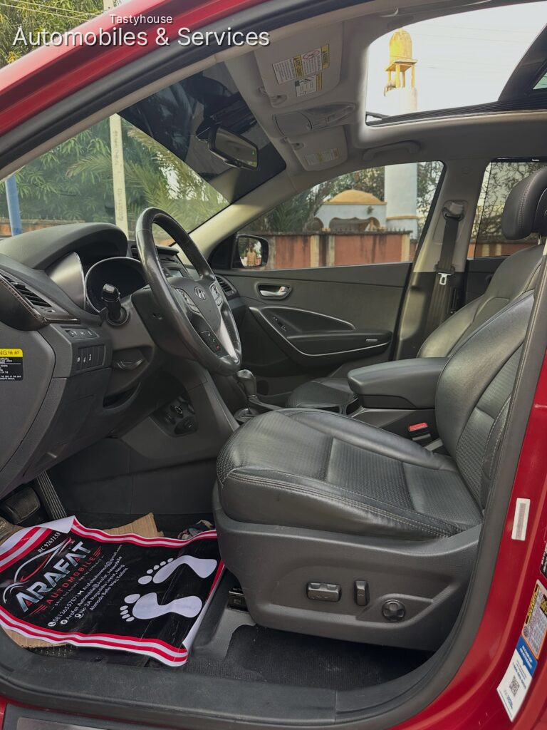 DHYUNDAI SANTAFE SPORT 2014 MODEL