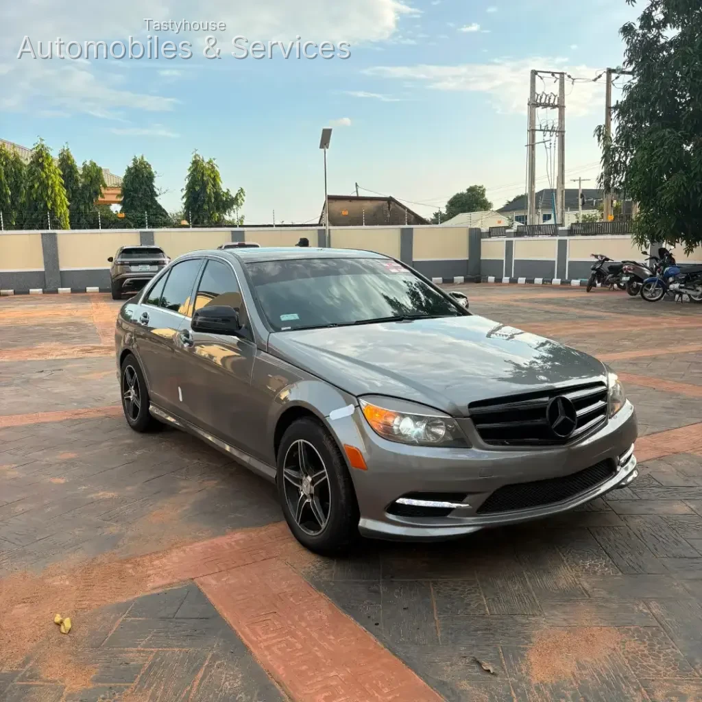 MERCEDES BENZ C350 2009