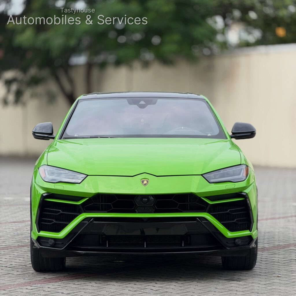 2022 LAMBORGHINI URUSII