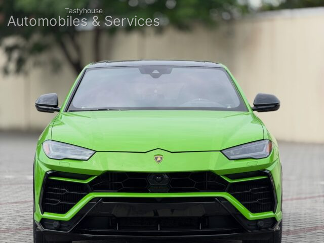 2022 LAMBORGHINI URUSII