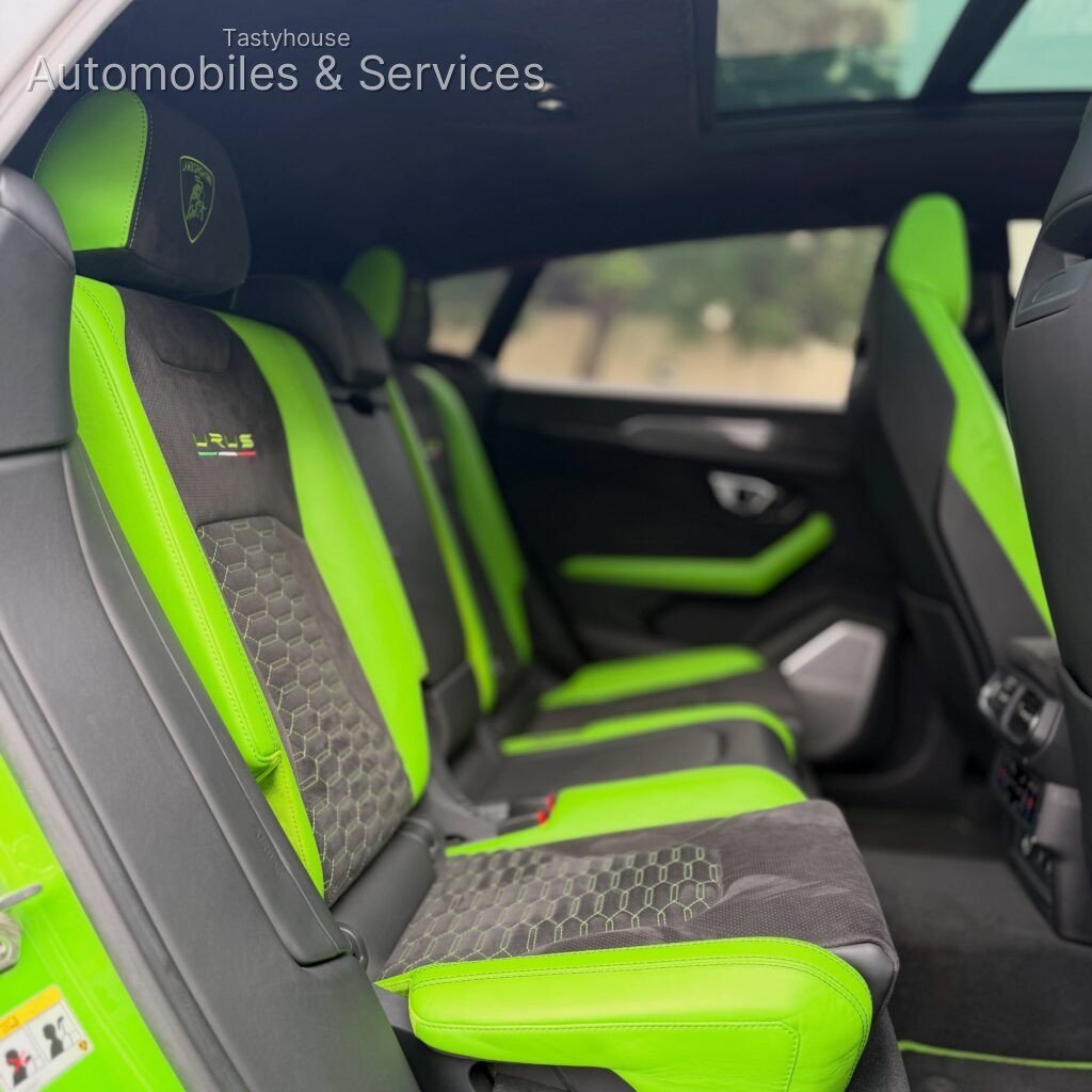 2022 LAMBORGHINI URUSII