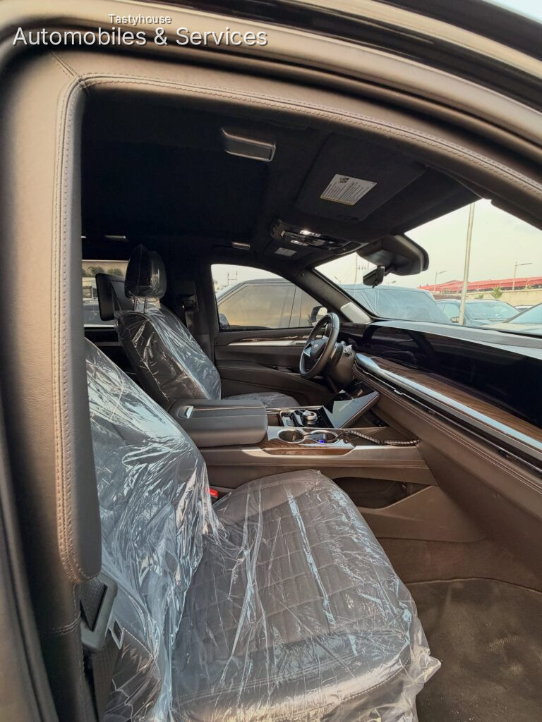 2026 Escalade Cadillac 600