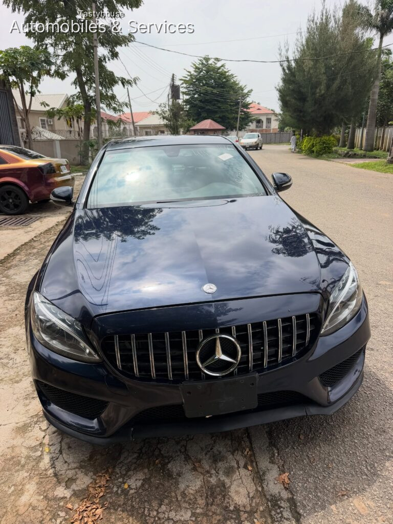 Mercedes Benz C400