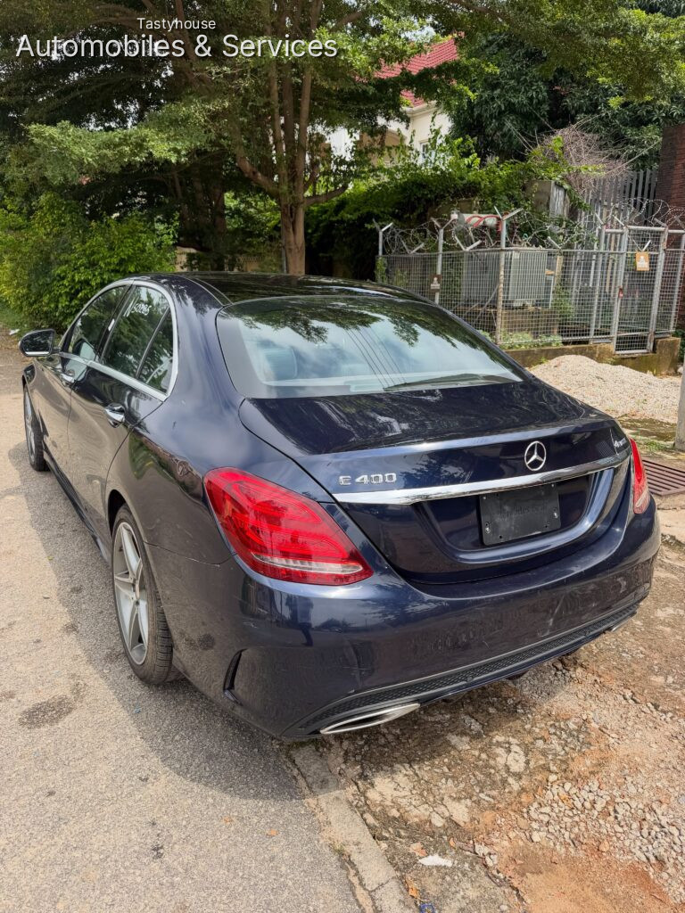 Mercedes Benz C400