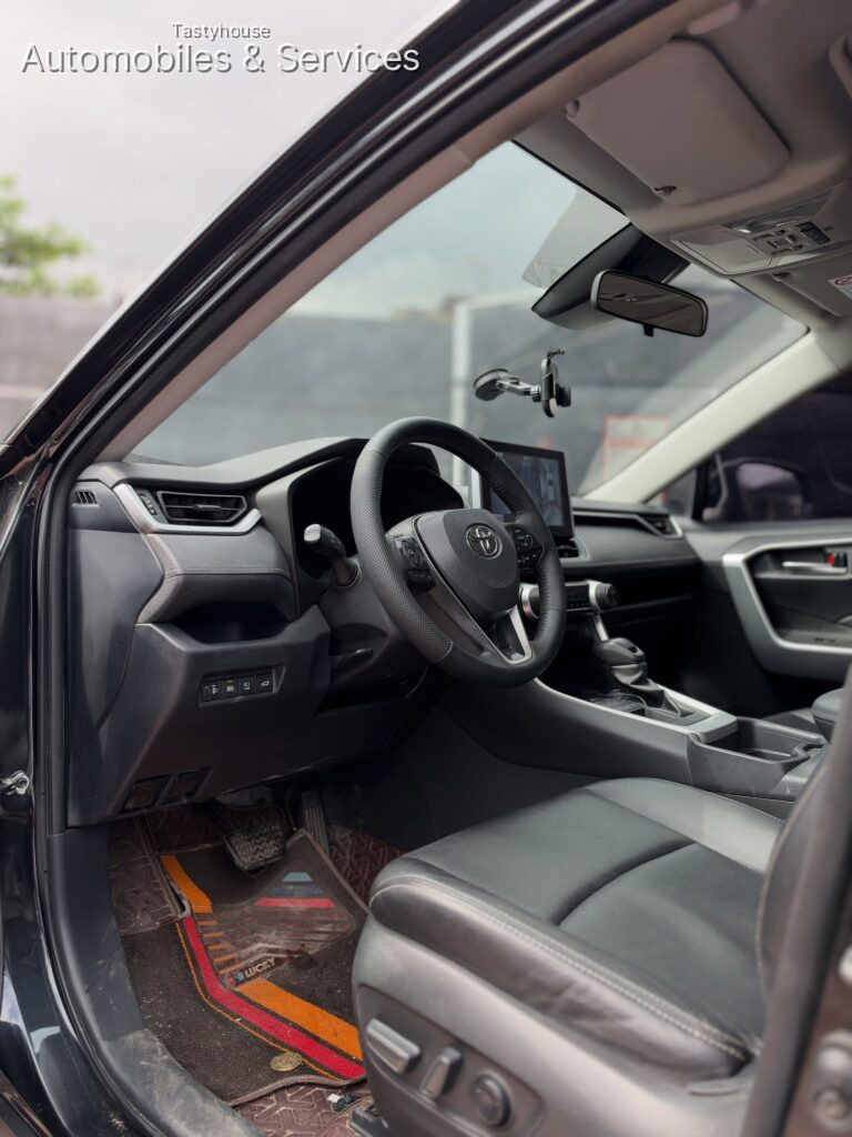 2021 Toyota RAV4 2.OL 4WD