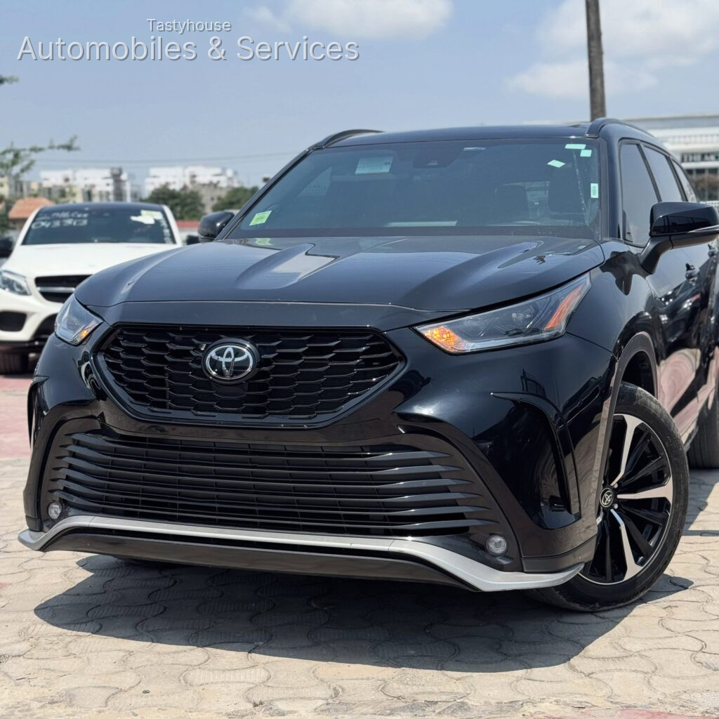vidarosang 2022 Toyota Highlander XSE AWD