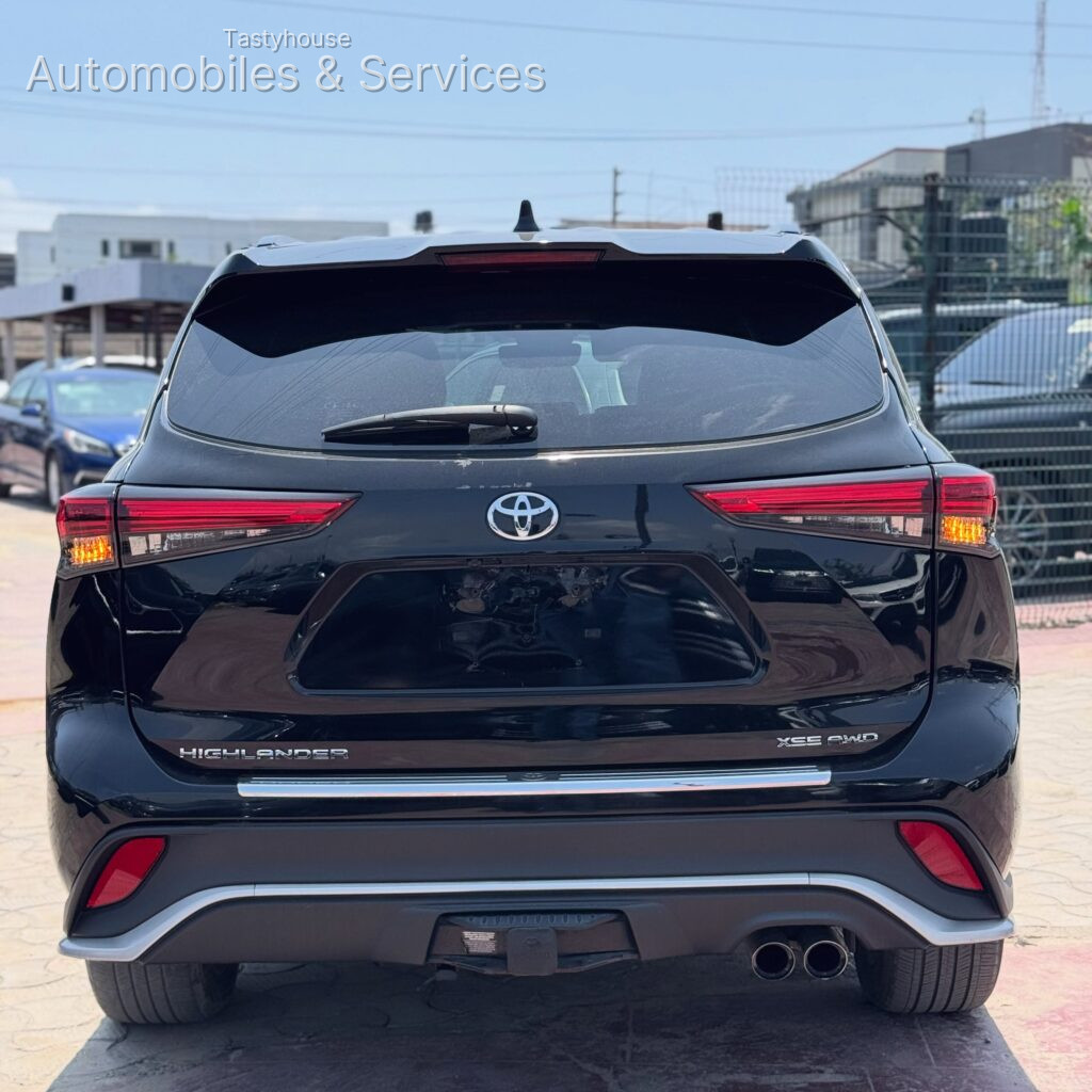 vidarosang 2022 Toyota Highlander XSE AWD