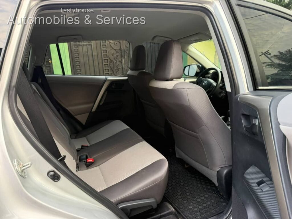 Toyota RAV4 2014 model