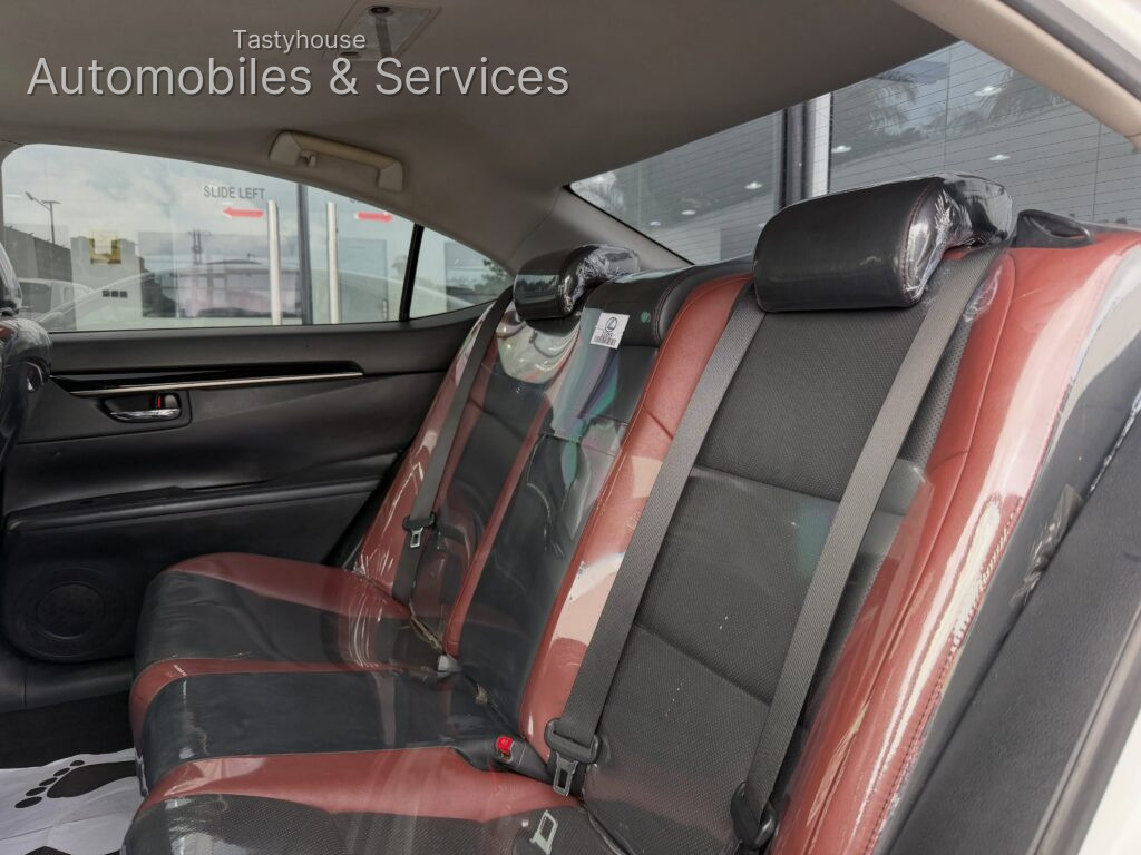 ES350 CRAFTED LINES 2013 LEXUS