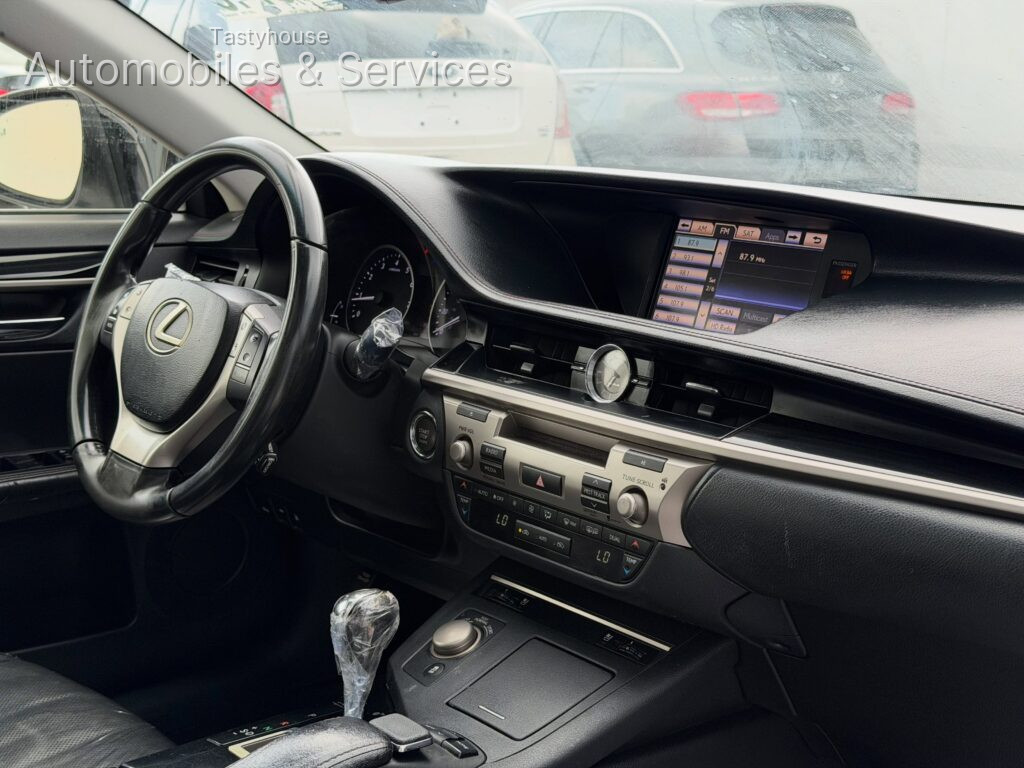 ES350 CRAFTED LINES 2013 LEXUS