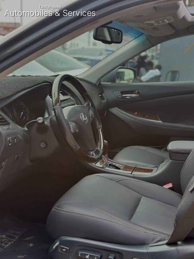 Lexus ES350