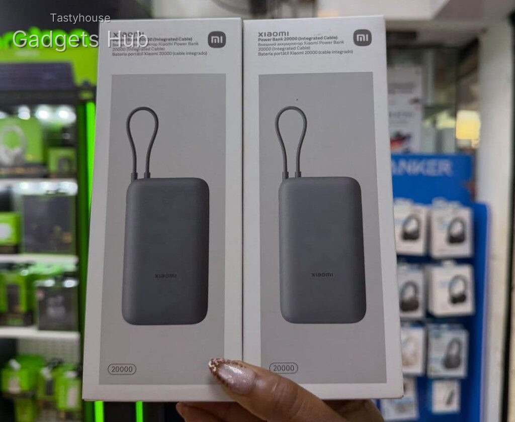 XIAOMI 20,000mAh POWERBANK With Cable