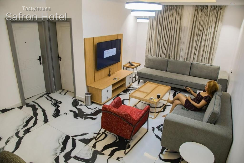 Penthouse Suite