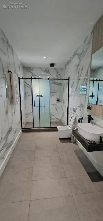 Penthouse Suite