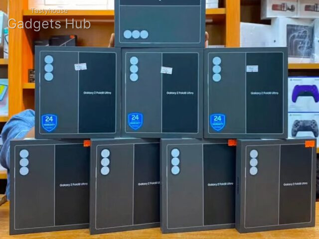 Samsung Galaxy z fold8 ultra