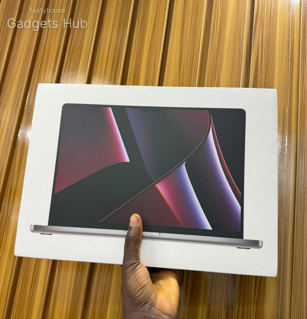 16″ MACBOOK PRO